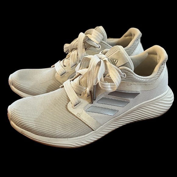 Adidas bounce shoes - Picture 1 of 4
